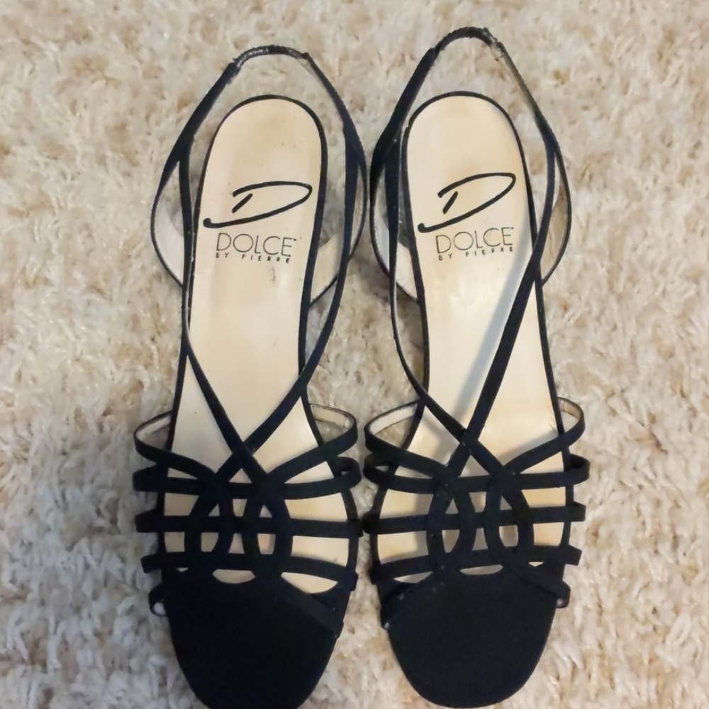 Sandals - Picture 7 of 8